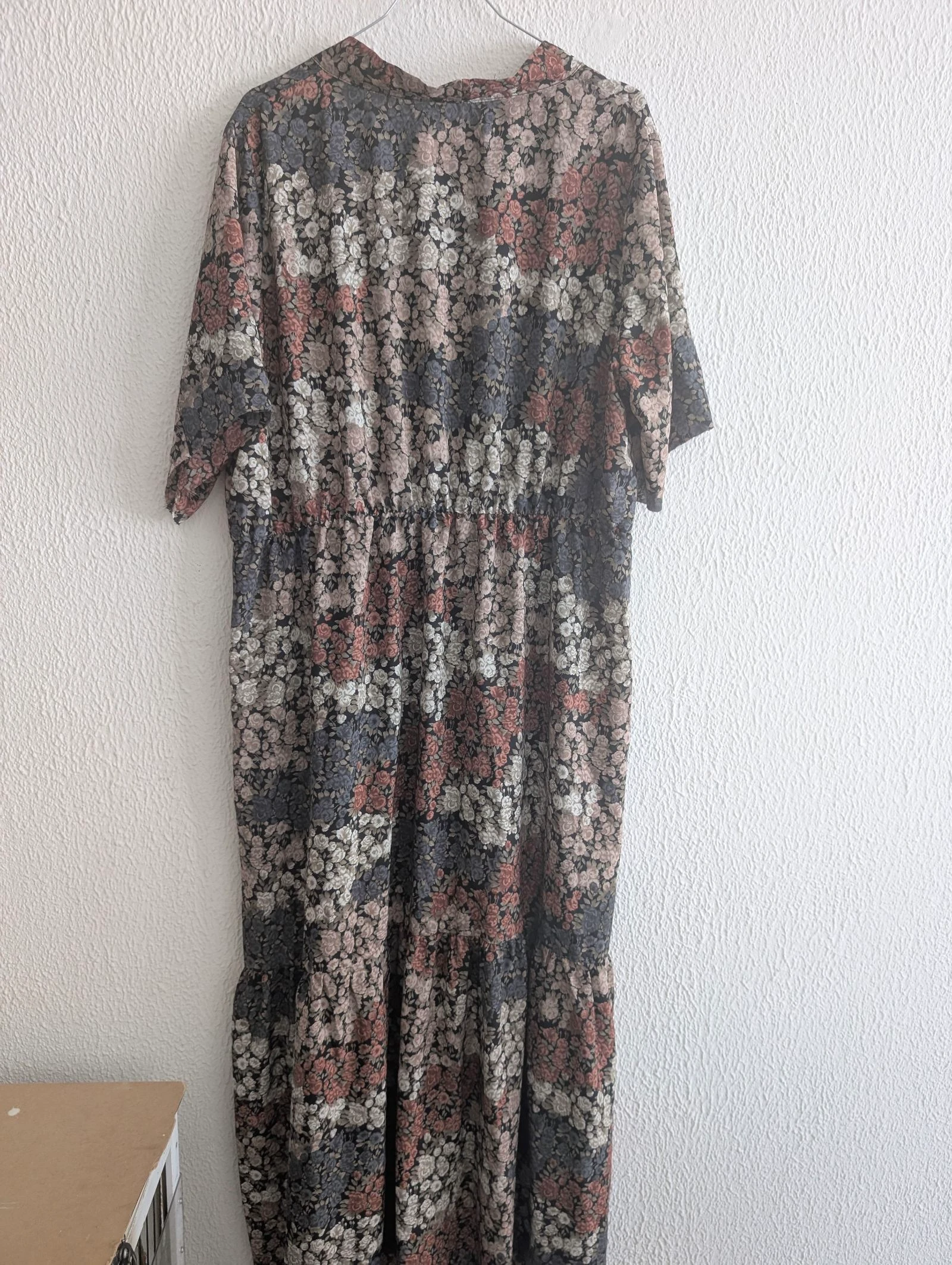 Vestido largo con flores – photo 2